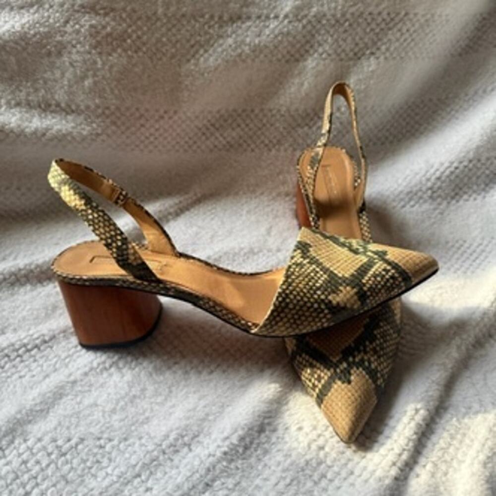 Antonio Melani snakeskin sling back pointed toe block heel size 10 - Picture 2 of 4